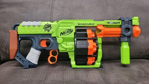 Nerf zombie strike doominator - nerf,