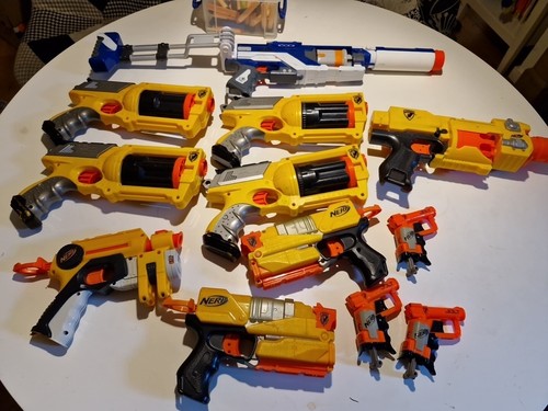 Collection nerf guns and - of,